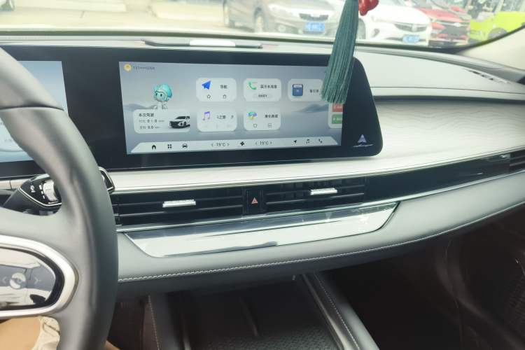 Used Chery Arrizo 8 2024 1.6T DCT Rui Audio And AC Panel