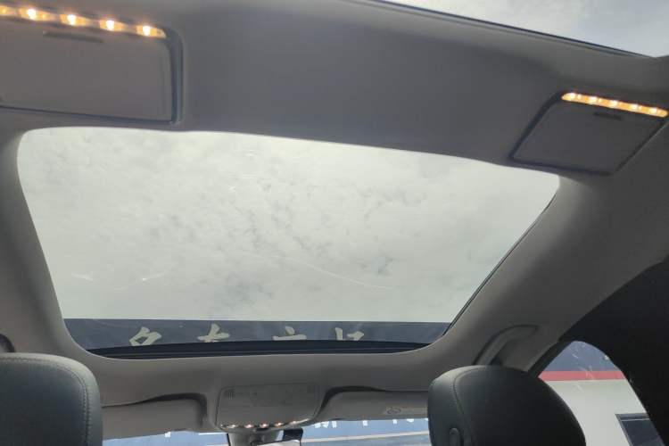 Used Mercedes-Benz E-Class 2019 Restyled E 300 L Sporty and Stylish Edition Headliner