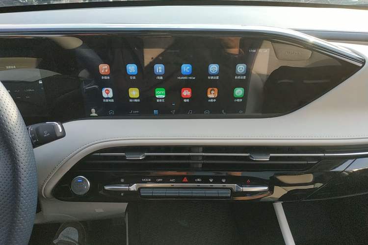 Used Dongfeng Aeolus Huge 2022 Mach Power 1.5T DareDrive Edition · Smart