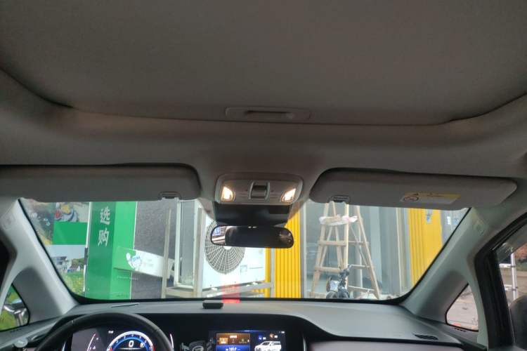 Used GAC Trumpchi M6 2023 PRO 270T DCT Luxury Edition Headliner