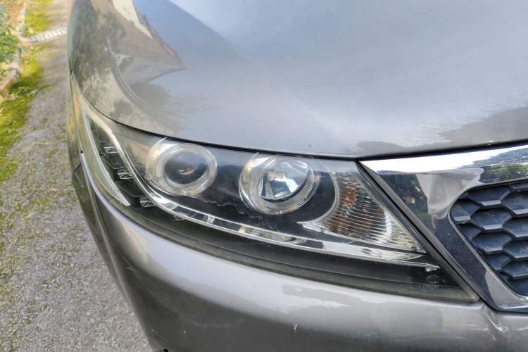 Used Kia Sorento 2012 2.4L Gasoline Luxury Edition