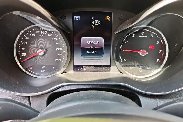 Used Mercedes-Benz C-Class 2015 C 200 L