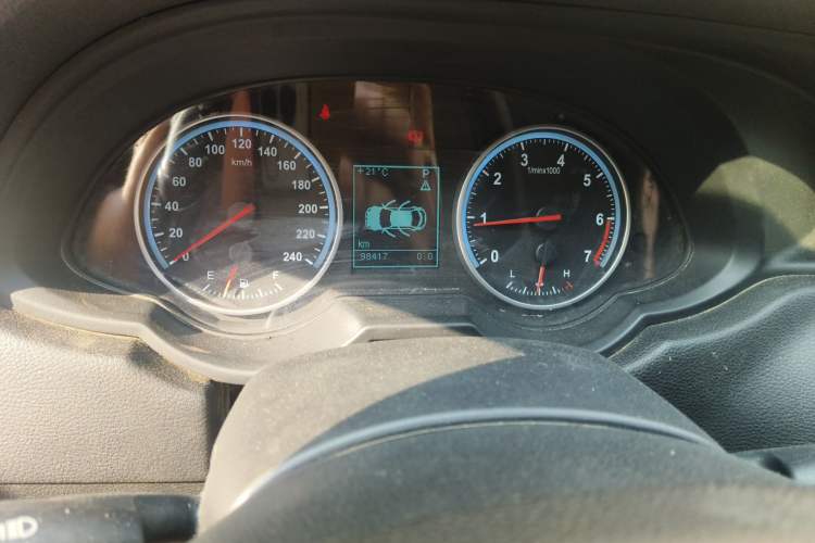 Used Brilliance H530 2017 1.6L Automatic Comfort Model Instrument Cluster