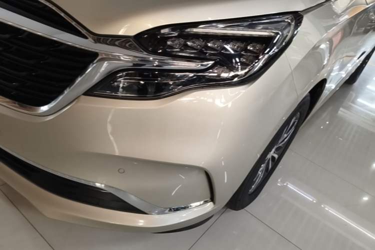 Used Buick GL8 2020 ES Land Cruiser 653T Luxury Edition