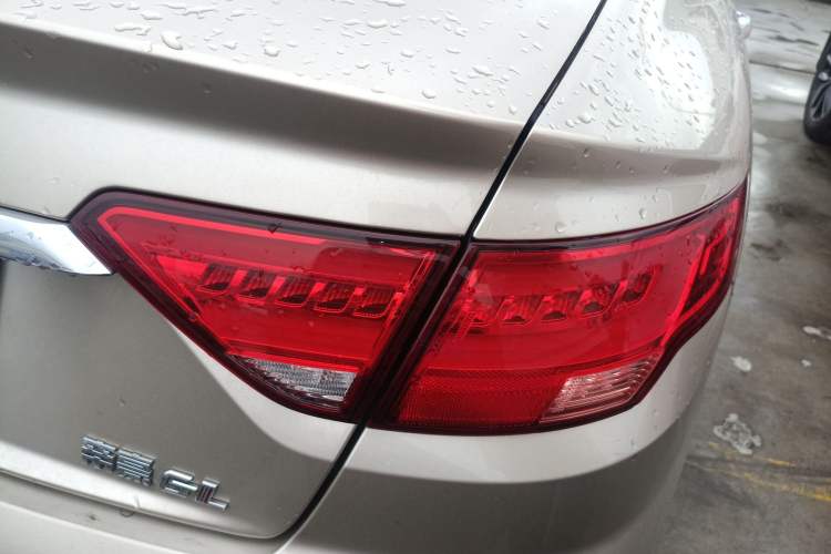 Used Geely Auto Emgrand GL 2018 1.4T DCT Prestige Smart Connectivity Version Right Rear Taillight