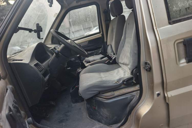 Used Wuling Rongguang 2012 1.2L Extended Basic Version LJY