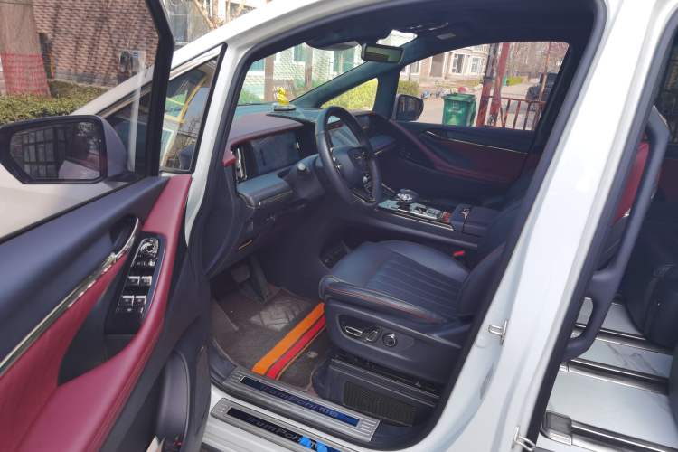 Used GAC Trumpchi M8 2023 Zongshi Series Dual-Motor YuZun Edition
