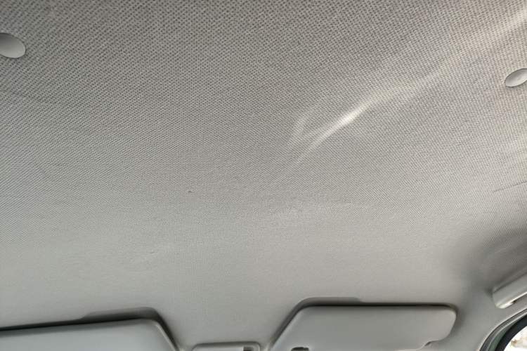 Used Wuling Hongguang MINIEV 2021 Macaron Fashion Model Lithium Iron Phosphate Headliner