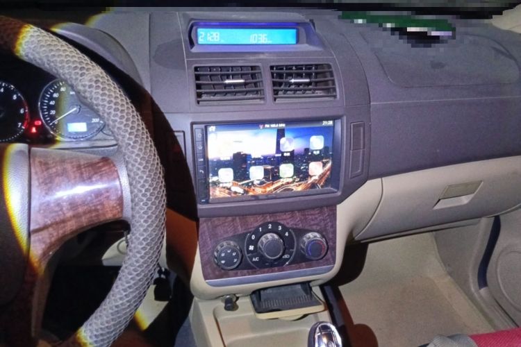 Used BAIC Weiwang M30 2015 1.5L Basic Version DAM15 Audio And AC Panel