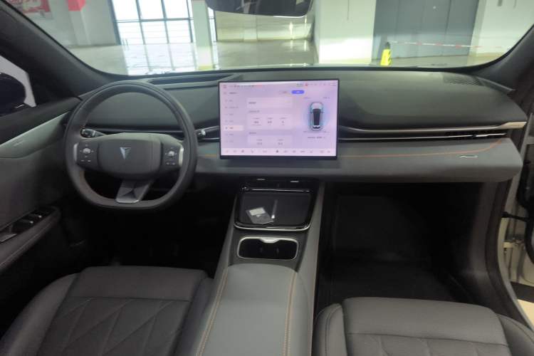 Used Deepal S05 2026 Model 620Max Pure Electric Edition Center Console