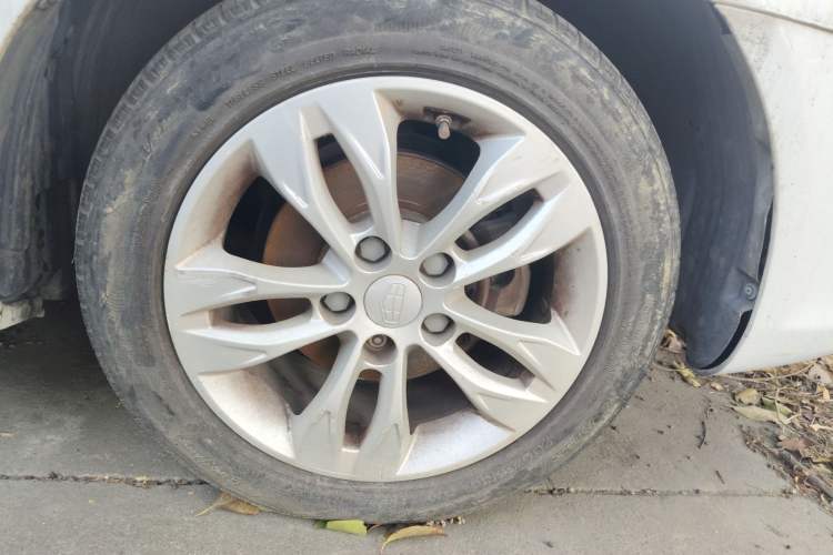 Used Geely Auto Emgrand 2016 Sedan 1.5L Manual Upward Edition