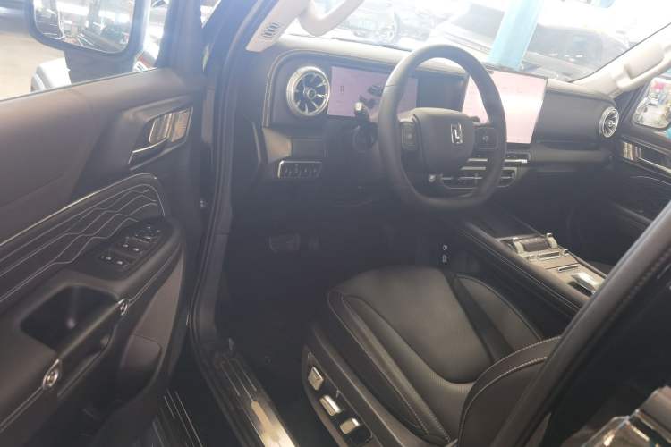 Used Tank 300 2025 2.0T Conqueror
