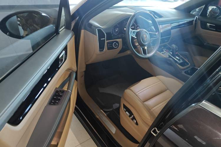 Used Porsche Cayenne 2019 Cayenne Coupé 3.0T