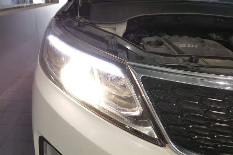 Used Kia Sorento 2013 2.4L 7-Seater Gasoline Luxury Edition China V Standard