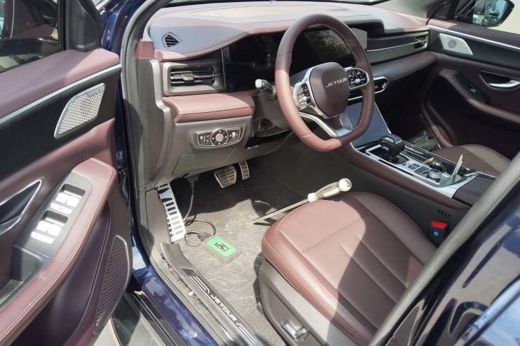 Used JETOUR X90 2023 Zilong 2.0T DCT Changsheng Edition 5-seater Driver Seat