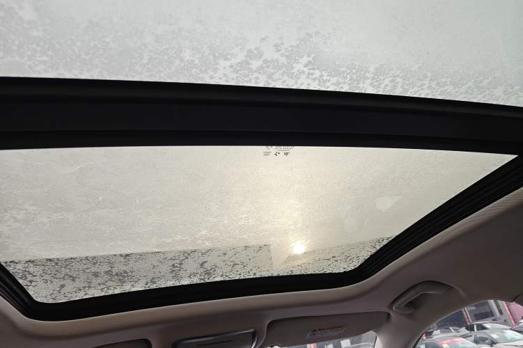 Used Hongqi HS3 PHEV 2025 Model PHEV 117km Jingwei PLUS Edition