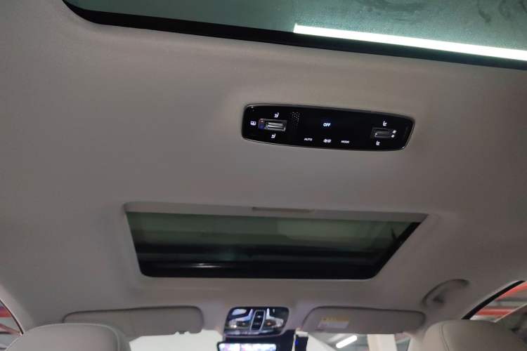 Used Roewe iMAX8 New Energy 2025 1.5T DMH Lu Zun Deluxe Edition
