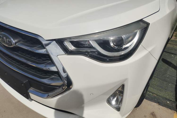 Used JAC Group Refine S3 2017 1.5L Manual Luxury Smart Model Left Front Headlight