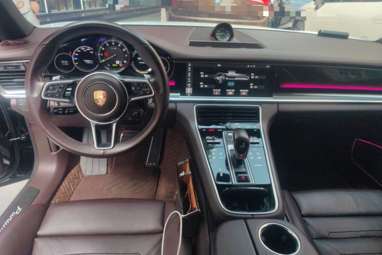 Used Porsche Panamera 2017 Panamera 4 E-Hybrid Executive Long Wheelbase 2.9T Center Console