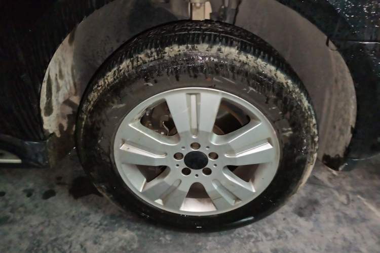 Used Mercedes-Benz M-Class 2010 ML 300 4MATIC