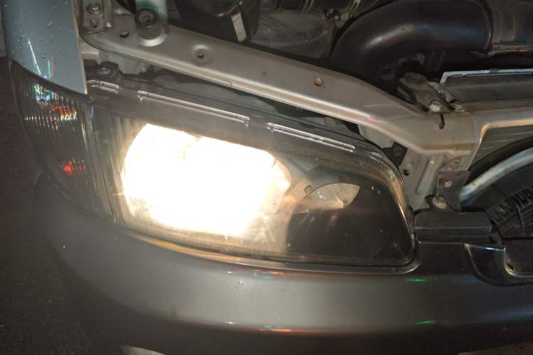 Used JAC Group Refine 2011 2.0L Shuttle Gasoline Standard Edition HFC4GA3