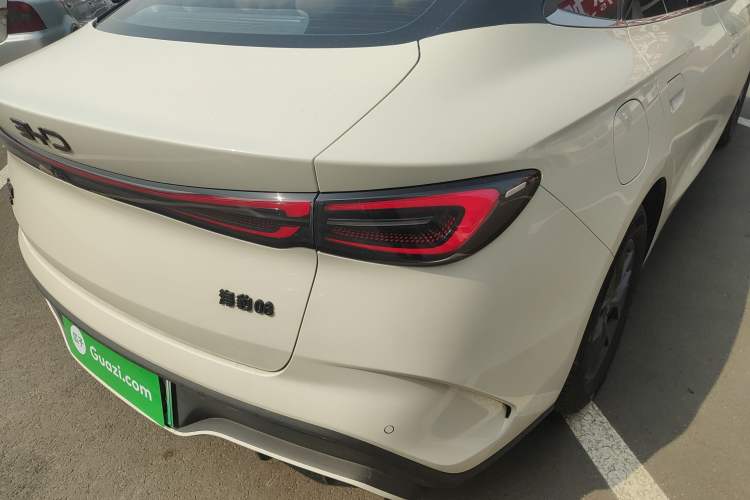 Used BYD Seal 06 New Energy 2024 DM-i 80KM Luxury Model Right Rear Taillight