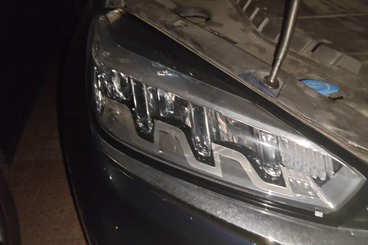 Used Chery Tiggo 8 2019 1.6 TGDI Automatic Luxury Model