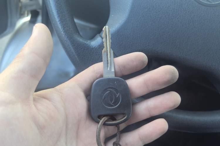 Used Dongfeng Xiaokang K07 2015 1.0L Practical E-commerce Version AF10-12 Vehicle Key