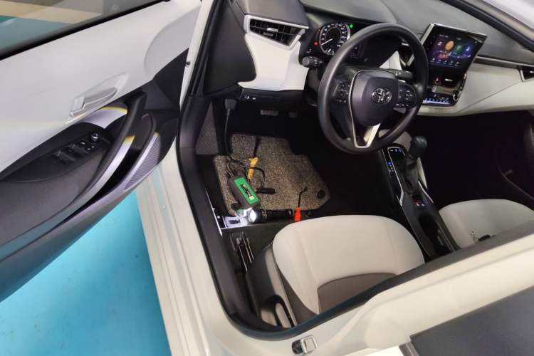 Used Toyota Levin 2019 185T CVT Luxury Edition China VI Standard Driver Seat