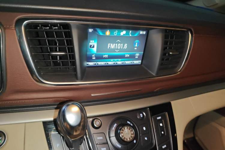 Used Buick GL8 2018 28T Luxury Model China VI Standard
