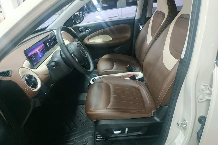 Used Wuling Bingo 2023 333 km Lingxi Connected+ Version
