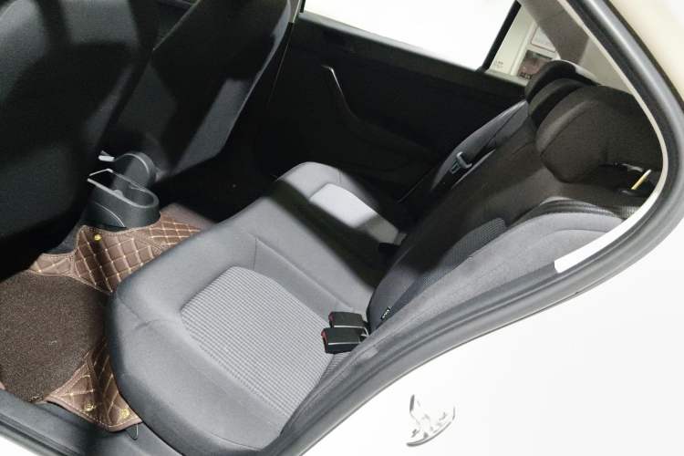 Used Volkswagen Santana 2016 1.4L Manual Fashion Edition Left Rear Seat