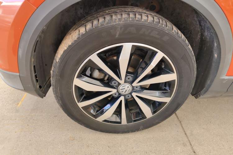 Used Volkswagen T-ROC 2018 280TSI DSG Two-Wheel-Drive Comfort Version China V Standard Left Front Wheel Hub