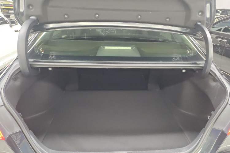 Used Toyota Camry 2021 2.5G Luxury Edition