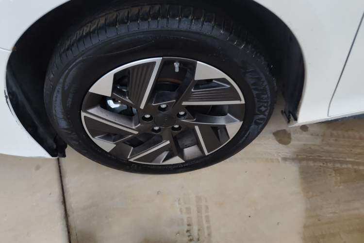 Used AION S Plus 2025 Comfort Version 53.241 kWh
