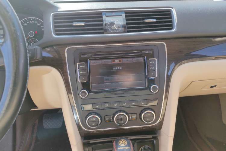 Used Volkswagen Passat 2014 1.8TSI DSG Prestige Edition