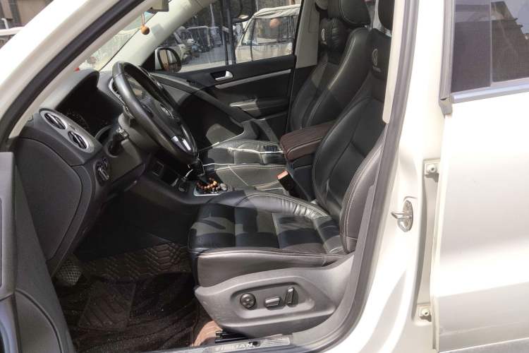 Used Volkswagen Tiguan 2015 1.8TSI Automatic Two-Wheel Drive Luxury Model