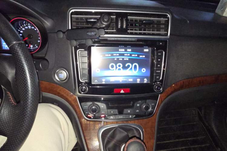 Used Haval H6 2017 Red-Label Sport Edition 1.5T Manual Two-Wheel Drive Elite Model
