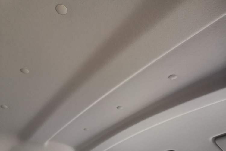 Used Chana Ruixing EM60 2025 Passenger Version Comfort Model 6 Seats 300 km Liftback Door
