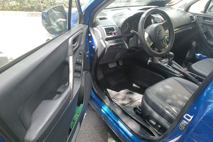 Used Subaru Forester 2015 2.5i Special Edition Commemorative Model
