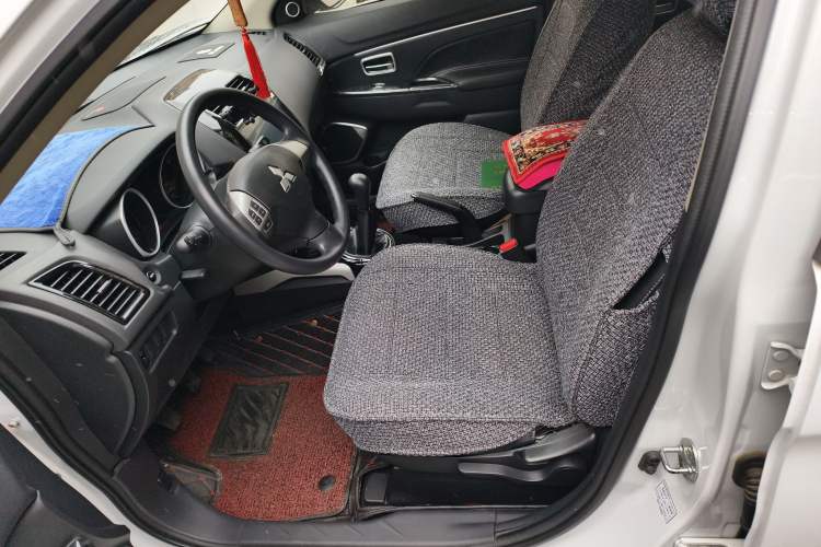 Used Mitsubishi ASX 2018 1.6L Manual Two-Wheel Drive Dynamic Edition Left Front Seat