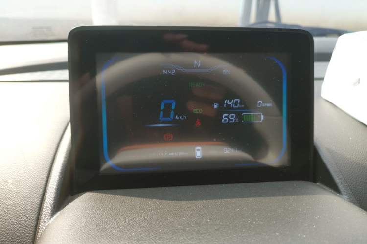 Used CHANGAN NEVO Lumin 2024 205km Orange Wind Edition Instrument Cluster