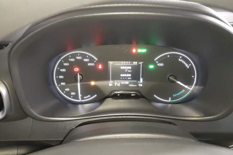 Used Wuling Hongguang New Energy 2025 Extended-Range Hybrid 50 km Utility Version
