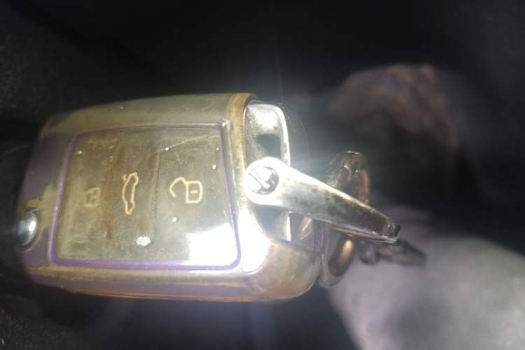 Used Volkswagen Golf Sportsvan 2018 230TSI Automatic Trend Edition Vehicle Key