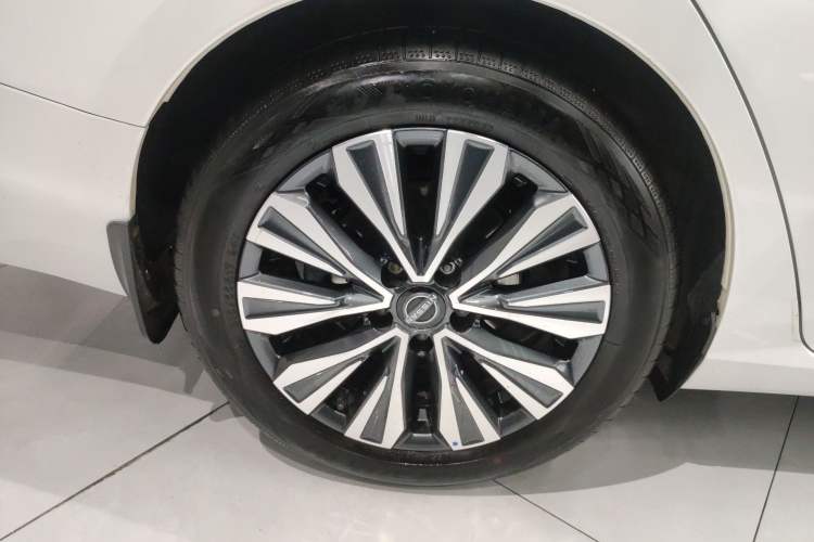 Used Nissan Teana 2022 2.0L XL-Upr Enjoyment Edition Right Rear Wheel Hub