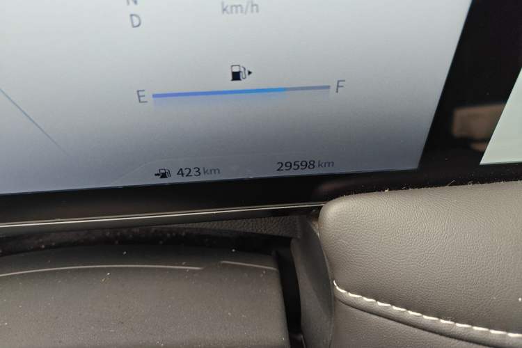 Used Venucia V 2022 260T Black Horse Edition · Idol
