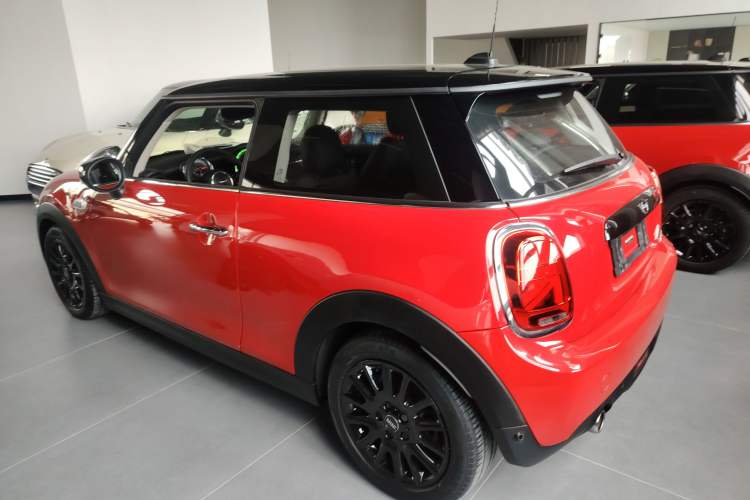 Used MINI MINI 2019 1.5T COOPER Classic Edition