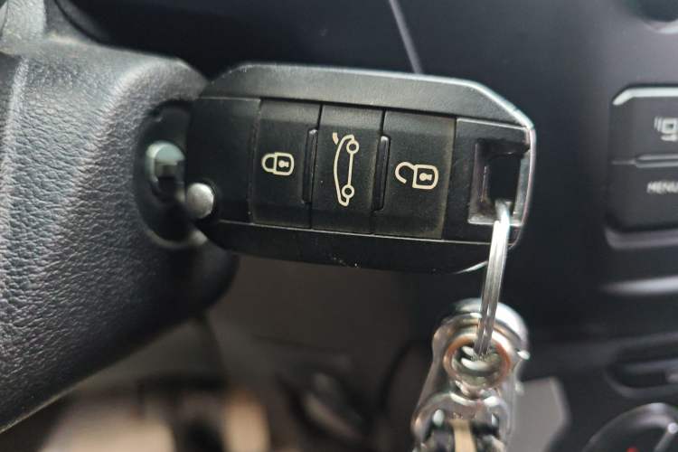 Used Citroen C3-XR 2015 1.6L Automatic Fashion Model