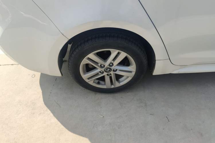 Used Toyota Levin 2019 185T CVT Entry-Level Version China VI Standard Right Rear Wheel Hub