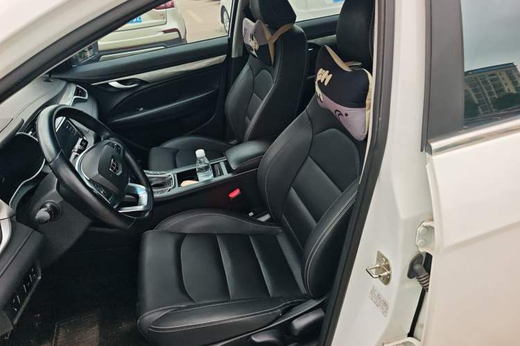 Used Geely Auto Emgrand 2019 Leading Edition 1.5L CVT Upward-Connected Model China VI Standard
